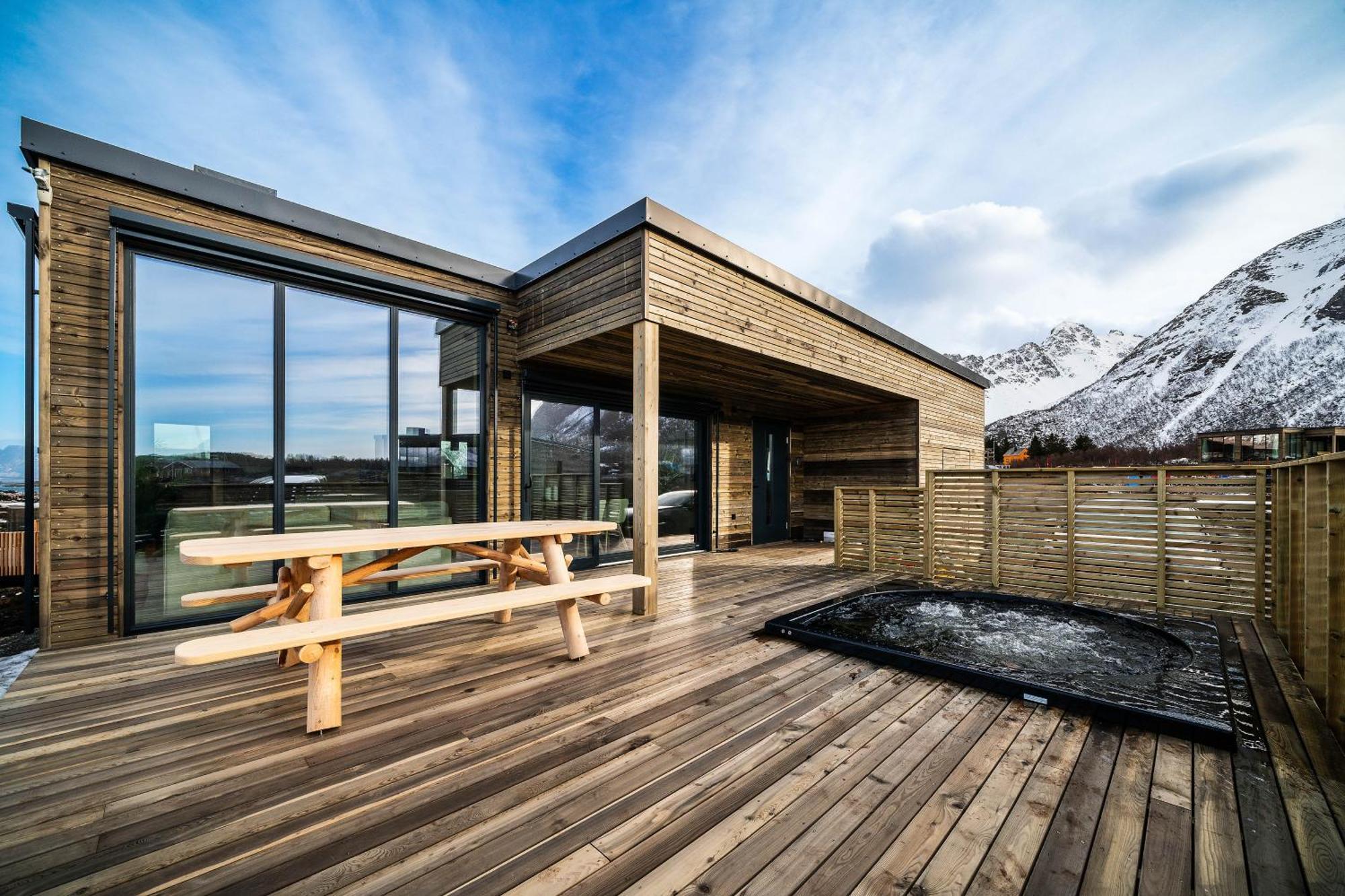 Nydelig Hytte I Unike Lofoten I Naerheten Av Henningsvaer! Lyngværet Exteriér fotografie